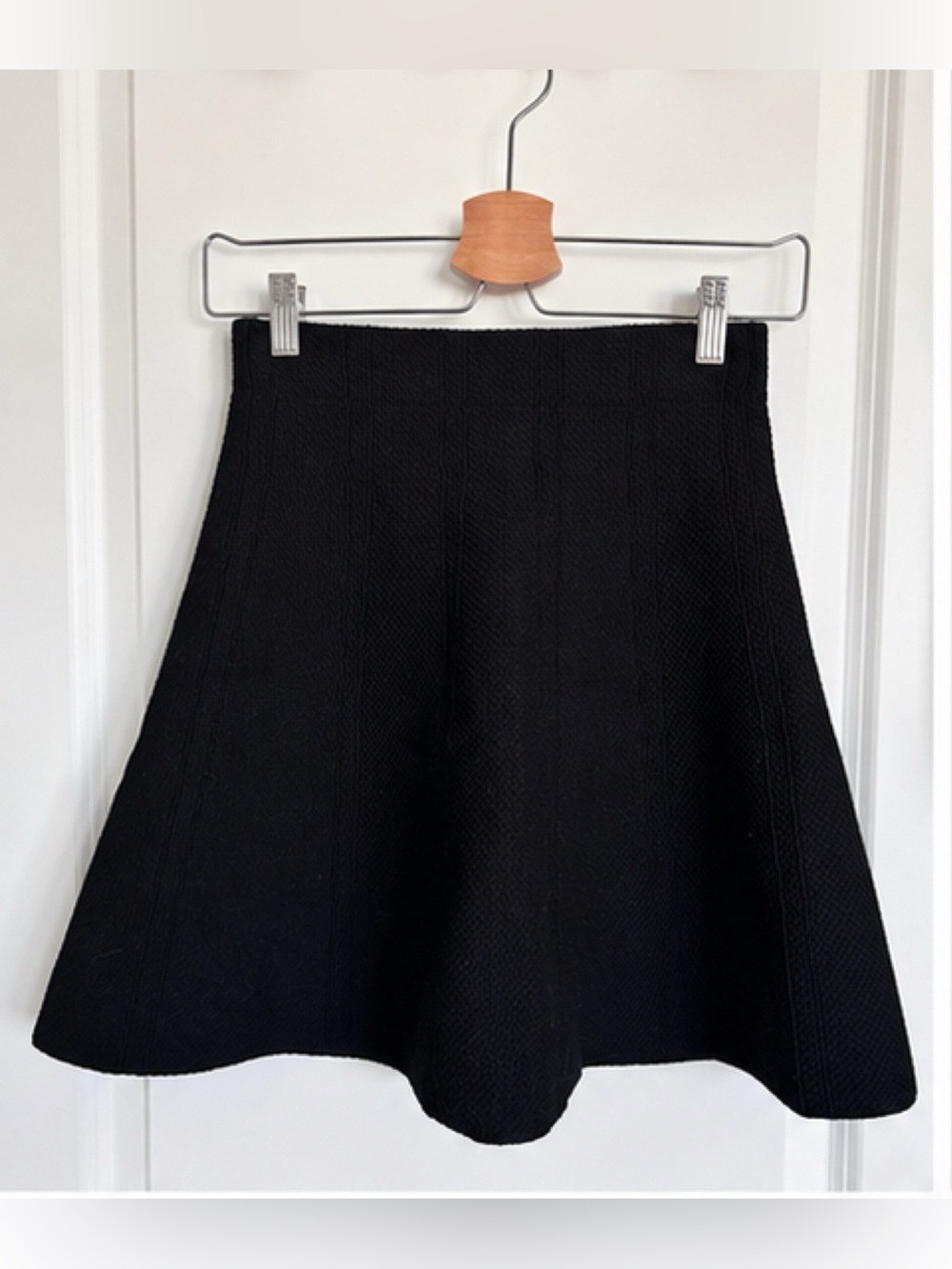 Zara Basic Black Textured Fit & Flare A-Line Skirt